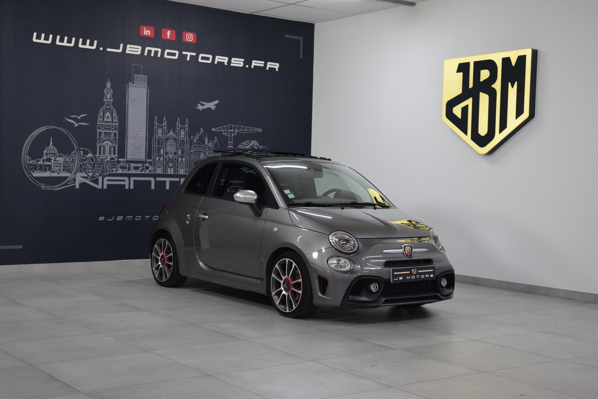 10 - Abarth 595 TURISMO d'occasion disponible chez JB MOTORS NANTES - .JPG